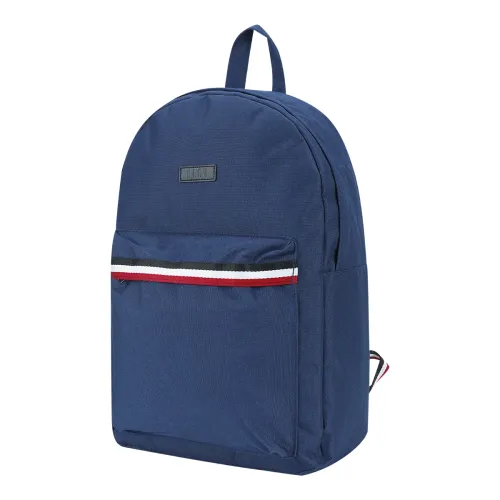 Large capacity lightweight backpack 